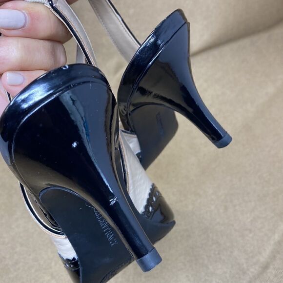 Ellen Tracy Bindy Black & Cream Leather Slingback Heels - Picture 10 of 10